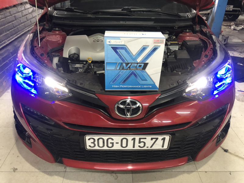 Độ đèn nâng cấp ánh sáng bi led Xlight v20 Toyota Yaris 30G01571